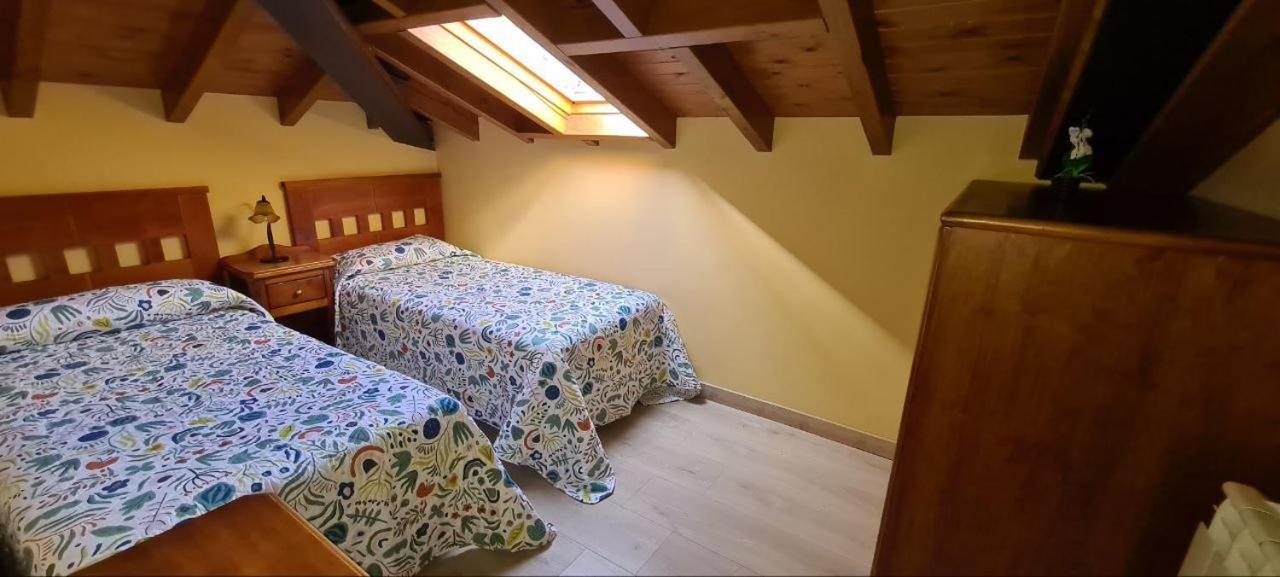 Apartamentos La Corona - Cabrales Carrena de Cabrales Exterior photo